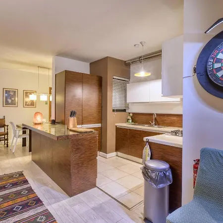 Apartment + Bright In St. Julians