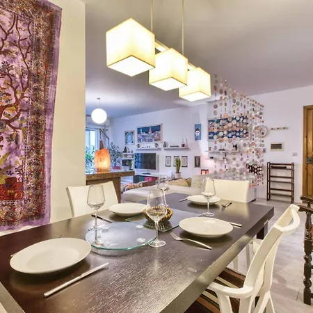 + Bright In St. Julians * San Ġiljan